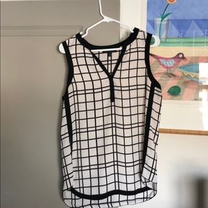 Banana republic black & white blouse